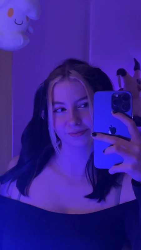Aurora OnlyFans Gamergirl Cosplayer