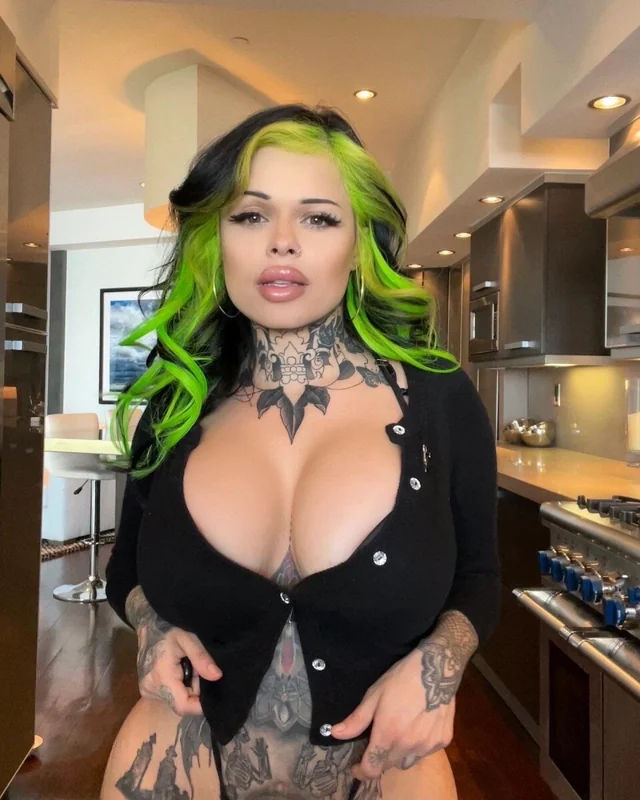 Karen OnlyFans creator with playful personality