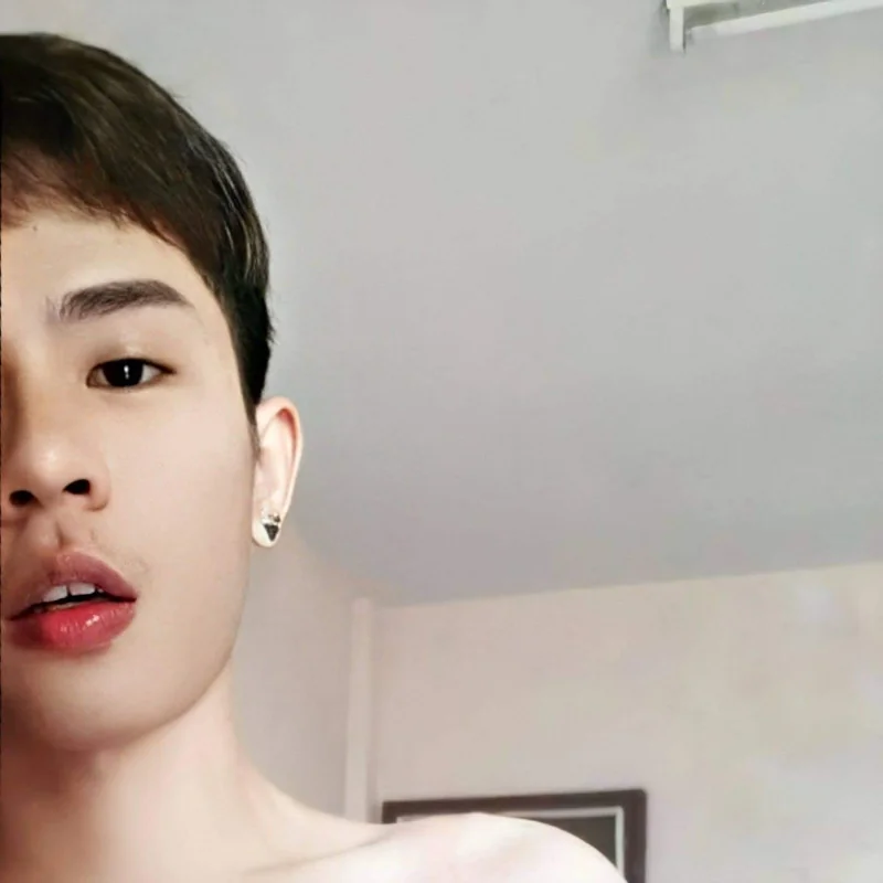 xxbigsize OnlyFans creator with exclusive content