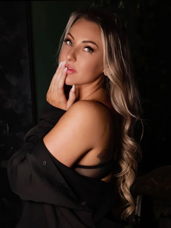 Brittany OnlyFans nude photos and videos