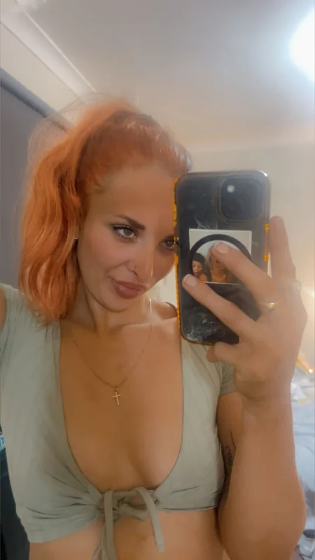 Prettylittleboo OnlyFans exclusive content creator