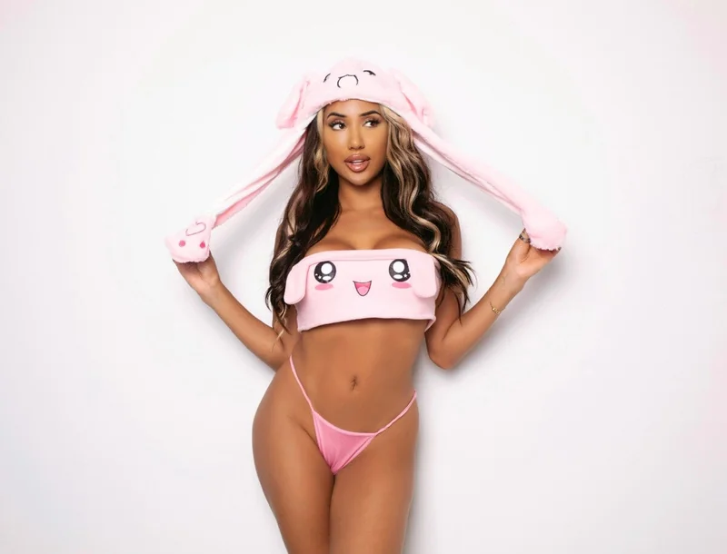 Zahida Allen OnlyFans creator with enticing content