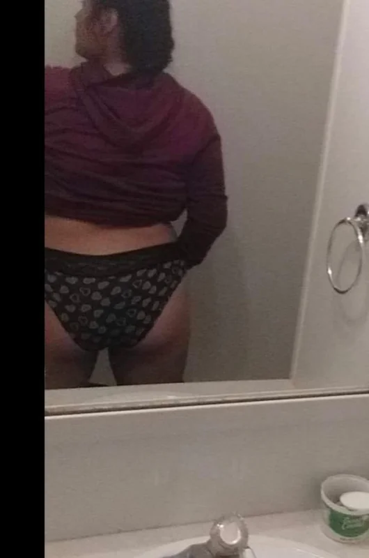 Yeilou Bueno OnlyFans content creator