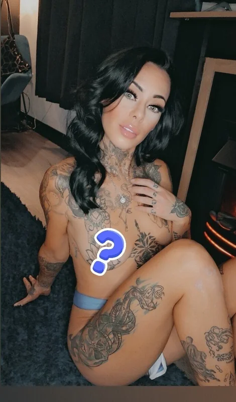 Yellowdilligaf OnlyFans Slim Tattooed Creator