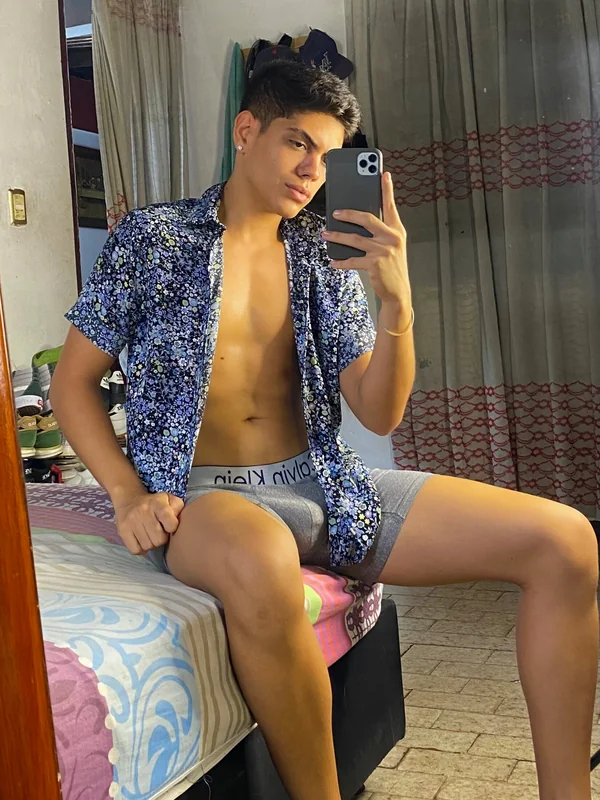 Yoiferrer OnlyFans uncensored content creator