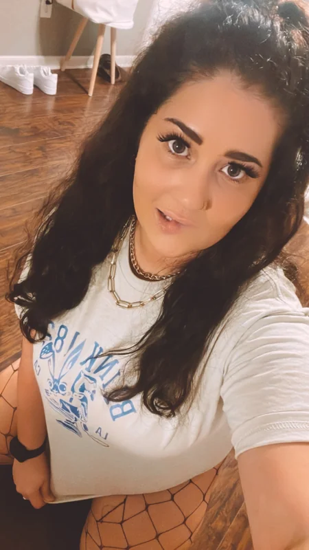 Bella Chรฉ OnlyFans profile picture