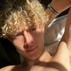 Click OnlyFans profile picture