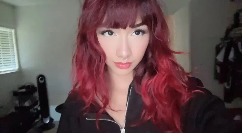 Lilbabiidraco OnlyFans creator with exclusive content