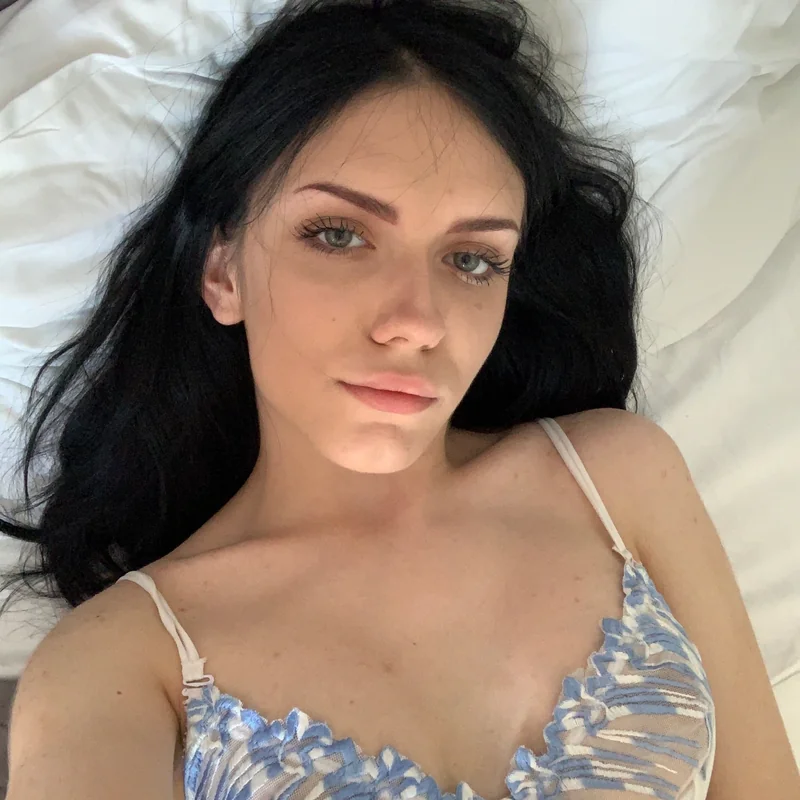 Zoey Meddison OnlyFans seductive content